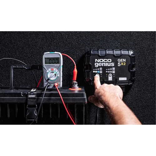 Chargeur de batterie embarqu&eacute; &agrave; 2 sorties de 10 amp&egrave;res Gen5X2 Genius Sidevic Inc.