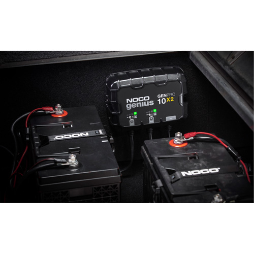 Chargeur de batterie embarqu&eacute; &agrave; 2 sorties de 20 amp&egrave;res GenPro10X2 Genius Sidevic Inc.