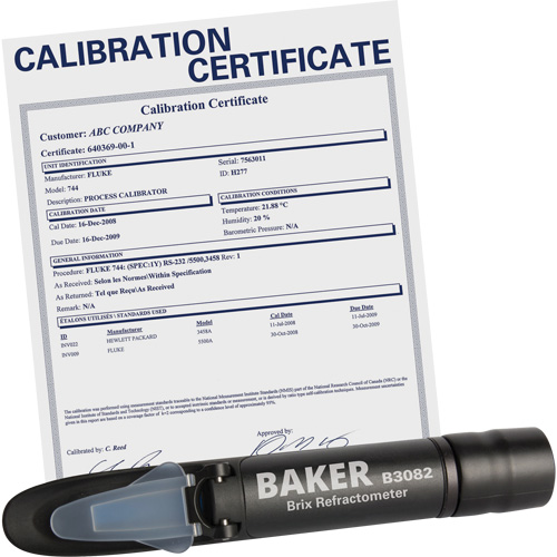 R&eacute;fractom&egrave;tre avec certificat ISO, Analogue (verre-regard)-Num&eacute;rique, Br Sidevic Inc.