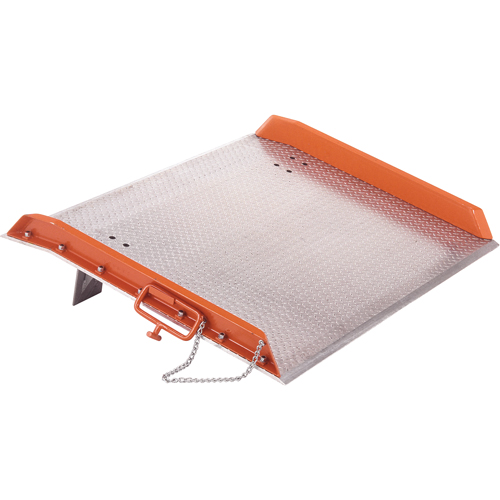 Aluminum Dockboards, 60" L x 72" W, 10000 lbs. Cap. Sidevic Inc.
