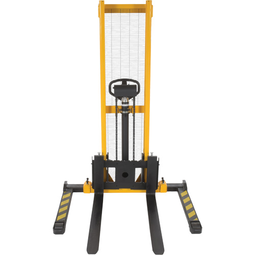 Gerbeur hydraulique manuel, Fonctionnement Pompe manuelle, Capacit&eacute; 2000 lb, Lev&eacute;e max 63" Sidevic Inc.