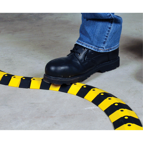 Syst&egrave;me de protection de c&acirc;bles Ultra-Sidewinder - petit , 39,5" x 3" x 0,75", 32000 lb (16 tonnes) Sidevic Inc.