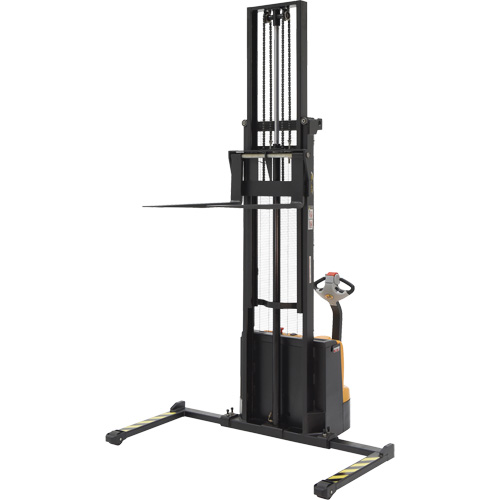 Gerbeur &agrave; m&acirc;t double, Fonctionnement &eacute;lectrique, Capacit&eacute; 2200 lb, Lev&eacute;e max 150" Sidevic Inc.