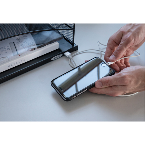 Organisateur de bureau avec alimentation USB Onyx Sidevic Inc.