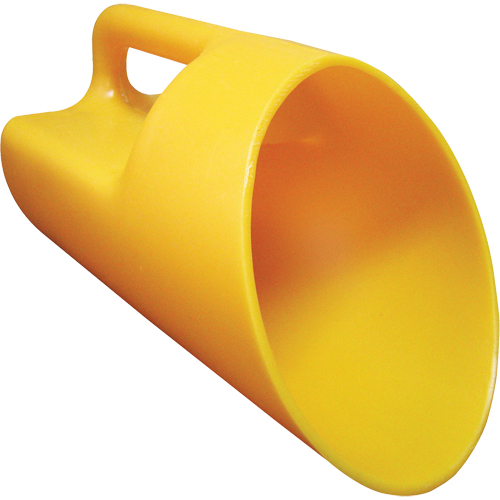Polyethylene Salt & Sand Scoop Sidevic Inc.