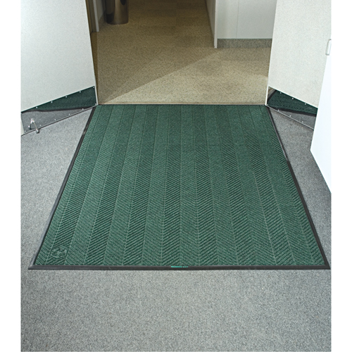 Waterhog&reg; Eco Elite Matting, Wiper/Scraper, 4' x 6' x 3/8", Southern Pine Sidevic Inc.