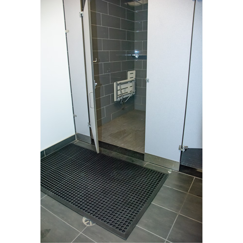Tapis d'entr&eacute;e ext&eacute;rieure, Caoutchouc, Grattoir Type, Motif Textur&eacute;, 2' x 2-2/3', Noir Sidevic Inc.