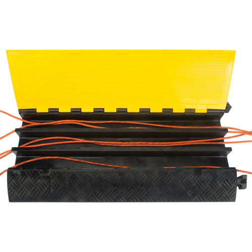 Polyurethane Cable Protector, 3 Channels, 35.43" L x 19.69" W x 3" H Sidevic Inc.