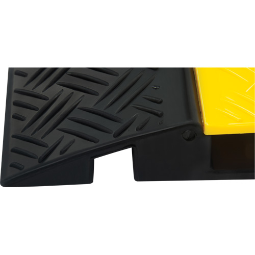 Polyurethane Cable Protector, 3 Channels, 35.43" L x 19.69" W x 3" H Sidevic Inc.