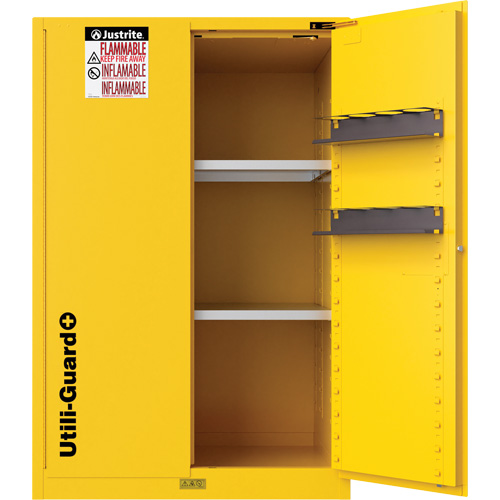 Armoire de s&eacute;curit&eacute; pour produits inflammables Utili-Guard+, 45 gal., 2 Porte(s), 43" La x 65" h x 22" p Sidevic Inc.