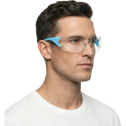 Lunettes de s&eacute;curit&eacute; bleu/blanc Adapt Lite, Lentille Transparent, Antibu&eacute;e/Anti-&eacute;gratignures, ANSI Z87+/R&eacute;pond ou surpasse la norme CSA Z94.3 Sidevic Inc.