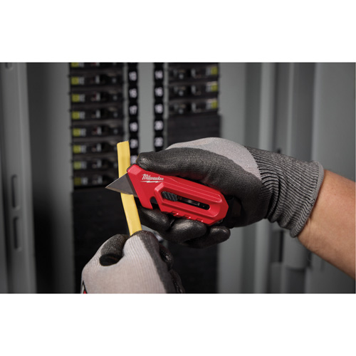 Multi-Function Compact Utility Knife Sidevic Inc.