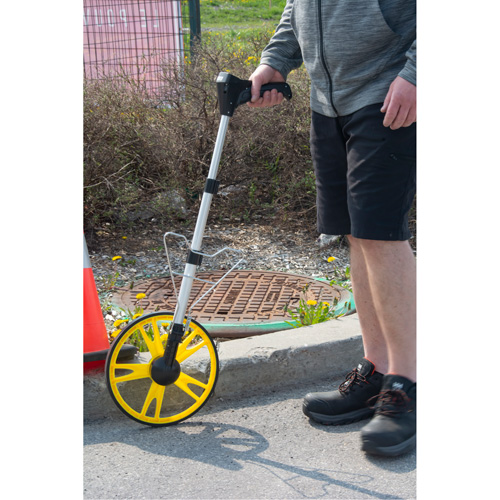 Digital Distance Measuring Wheel, 12.5"/31.8 cm, 99999.9 m Range, Feet/Metres Sidevic Inc.