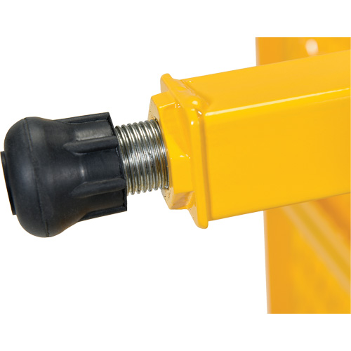Plate-forme ajustable Step-Mate, 1 marche(s), 23-1/2" la x 19-9/16" lo x 16-1/2" h, Capacit&eacute; 500 lb Sidevic Inc.