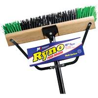 Balai-brosse &agrave; manche renforc&eacute; Ryno, 18", Ferme, Soies PVC Sidevic Inc.