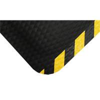 Hog Heaven Mat, Diamond, 4-4/5' x 8' x 7/8", Black/Yellow, Nitrile Sidevic Inc.