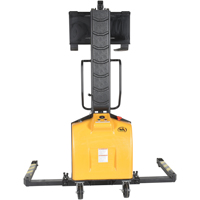Gerbeur motoris&eacute; avec m&acirc;t &eacute;troit, Fonctionnement &eacute;lectrique, Capacit&eacute; 1500 lb, Lev&eacute;e max 63" Sidevic Inc.