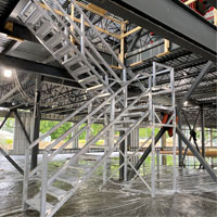 Escalier Smartstairs t&eacute;lescopique &agrave; 3-5 marches en aluminium Sidevic Inc.
