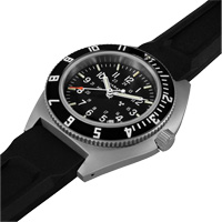 Montre Steel Navigator avec date sur ensemble bracelet en caoutchouc noir de trois morceaux, Num&eacute;rique, &agrave; piles, 41 mm, Noir Sidevic Inc.