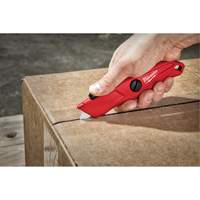 Self-Retracting Knife, 3/4", Steel, Metal Handle Sidevic Inc.