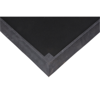Foot Sanitizing Matting, Rubber, 2-2/3' W x 3-1/4' L x 2-1/2" Thick, Black Sidevic Inc.