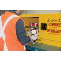 Armoire pour produits inflammables, 12 gal., 2 Porte(s), 43" La x 18" h x 18" p Sidevic Inc.