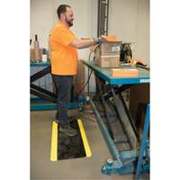 Anti-Fatigue Matting, Diamond, 1-2/3' x 3-1/4' x 3/4", Black/Yellow, Polyurethane Sidevic Inc.