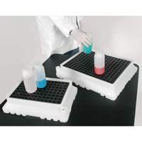 P4 Ultra-Spill Tray&reg;, 17" L x 21" W x 4" H, 2.9 US gal. Spill Capacity Sidevic Inc.