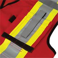6678 Veste d'arpenteur antimicrobienne haute visibilit&eacute; avec dos en maille, Rouge, Petit, Polyester Sidevic Inc.