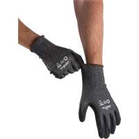 Gants &eacute;cologiques, l&eacute;gers, et r&eacute;sistants &agrave; la coupe, &agrave; haute dext&eacute;rit&eacute;, Taille 10, Calibre 21, Rev&ecirc;tement Mousse de nitrile, Enveloppe en Acier inoxydable/PEHP/rPET, ASTM ANSI niveau A5 Sidevic Inc.