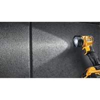 Lampe de travail Max, DEL, 110 lumens, 11 hres de fonctionnement, Bloc-pile Rechargeable, Plastique Sidevic Inc.