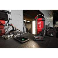 M12 Rover Service & Repair Flood Light with USB Charging, LED, 700 Lumens Sidevic Inc.