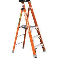 Safespace Platform Step Ladder, 3', 300 lbs. Cap. Sidevic Inc.